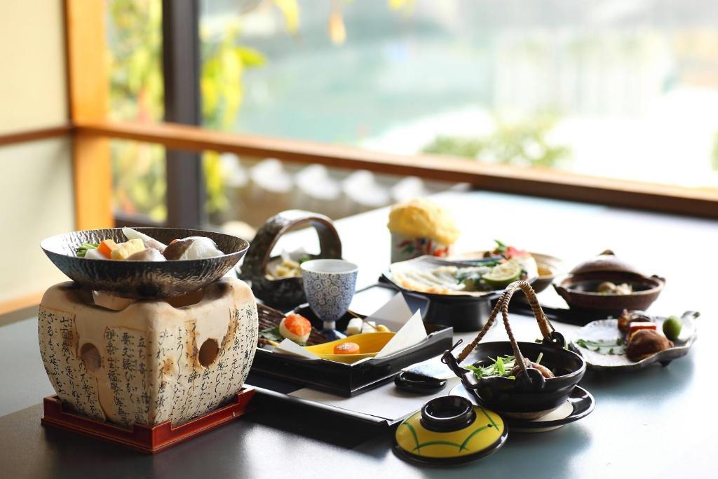 Shunjuan Hasshokaku Mizunowo Hotel Kakamigahara Buitenkant foto